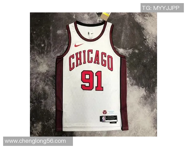 公牛队发布全新城市版球衣设计灵感来源引热议与热火球衣相似 公牛队发布全新城市版球衣设计灵感来源引热议与热火球衣相似